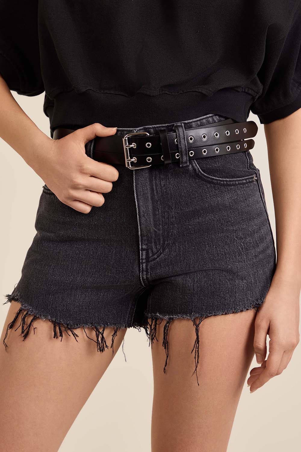 חגורה בעיצוב כפול